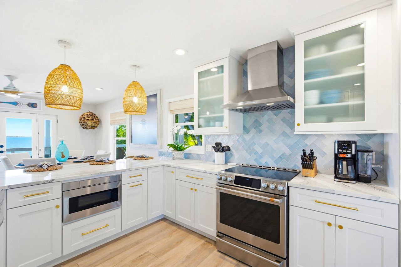 77 Bay Drive, Saddle Bunch, FL 33040 Photo