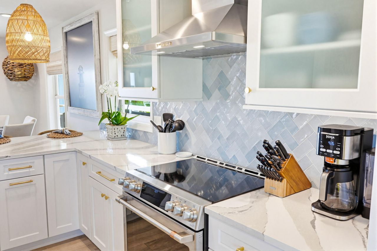 77 Bay Drive, Saddle Bunch, FL 33040 Photo