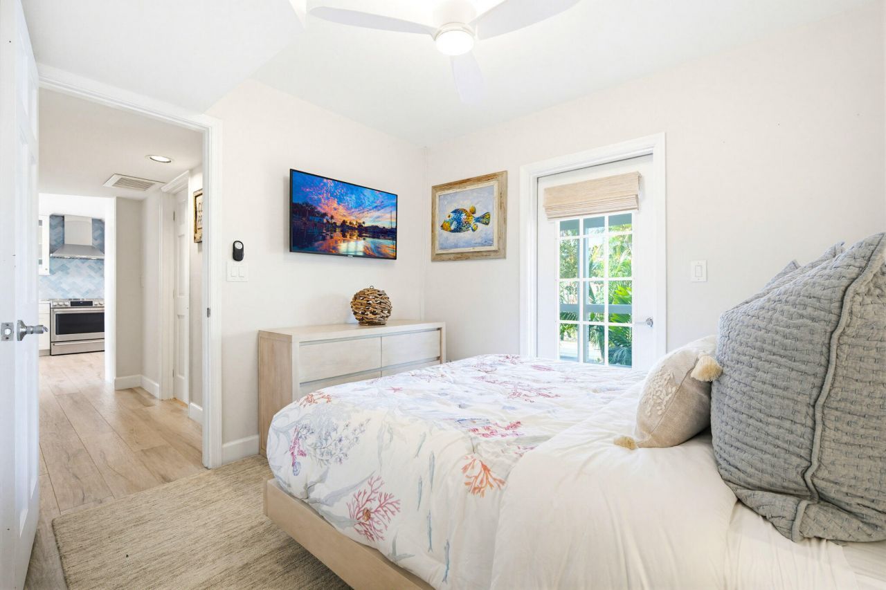 77 Bay Drive, Saddle Bunch, FL 33040 Photo