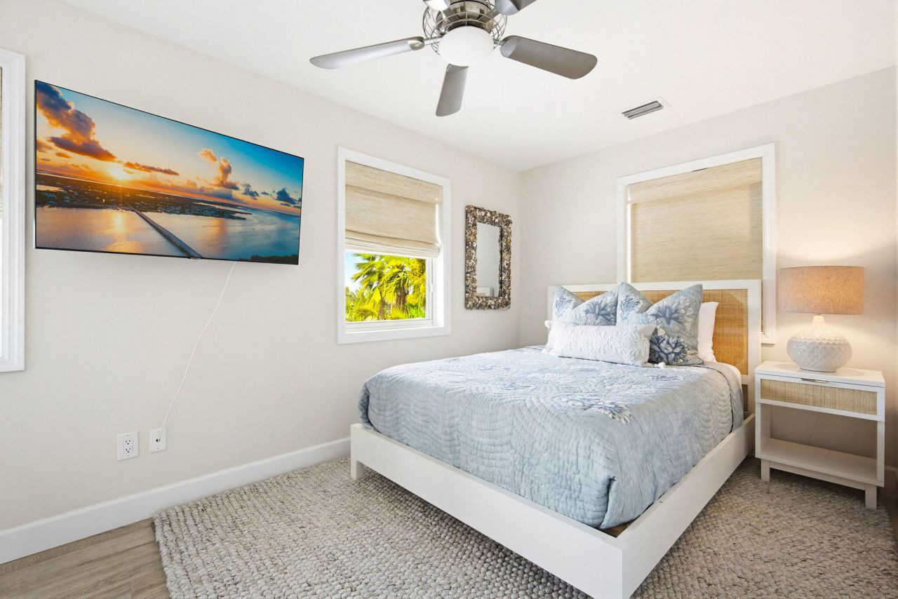 77 Bay Drive, Saddle Bunch, FL 33040 Photo