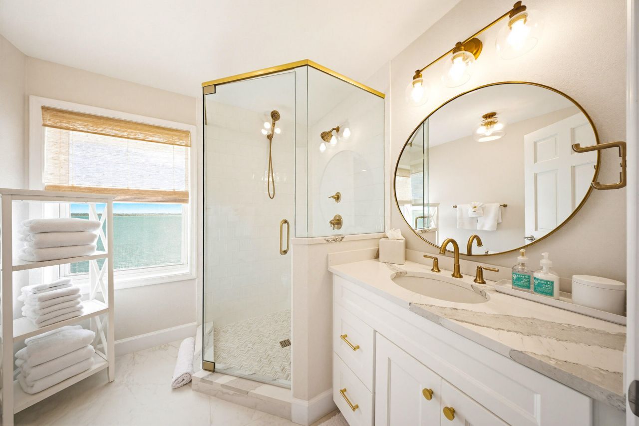 77 Bay Drive, Saddle Bunch, FL 33040 Photo