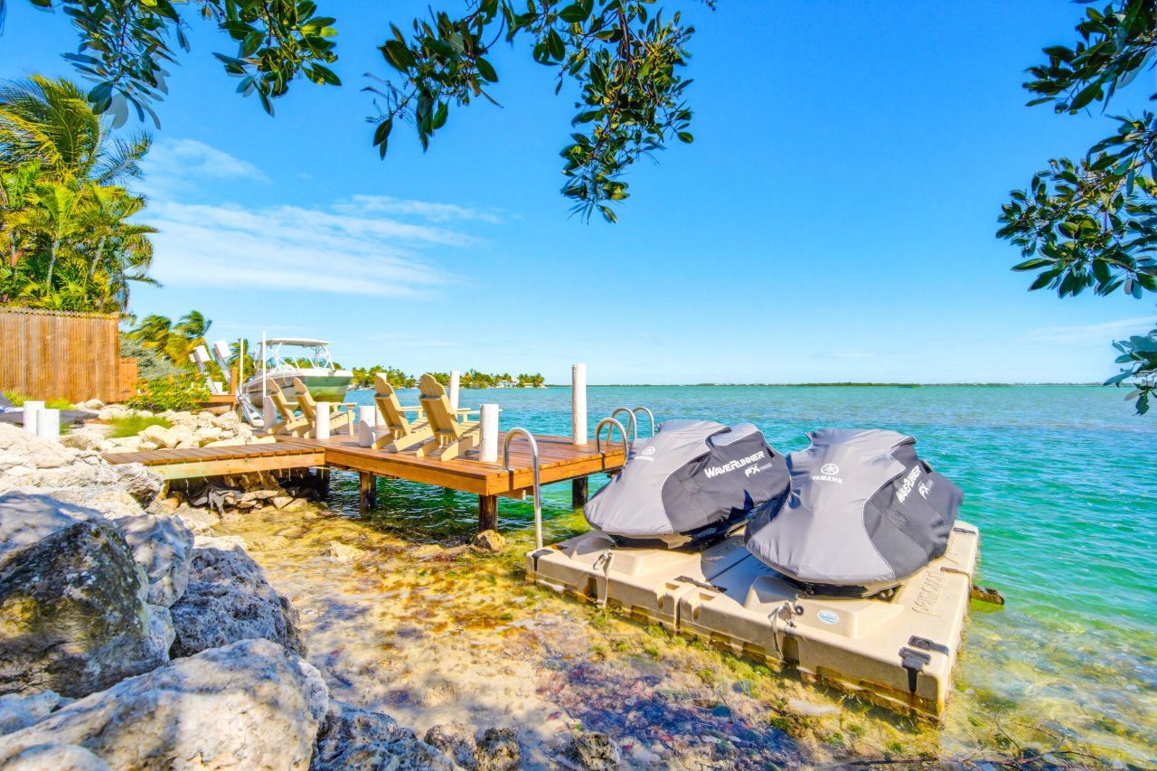 77 Bay Drive, Saddle Bunch, FL 33040 Photo