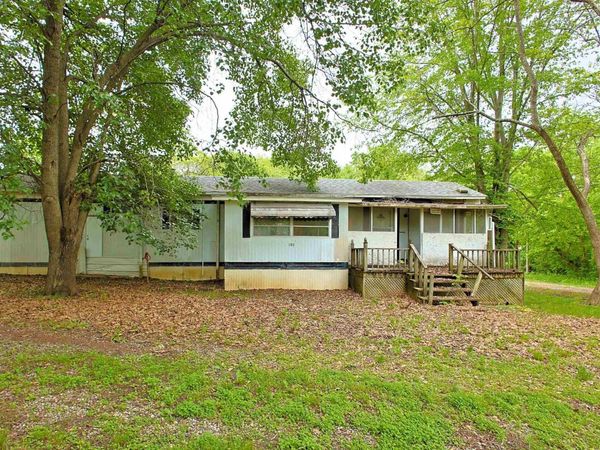 1100 Dial Street, Benton, IL 62812