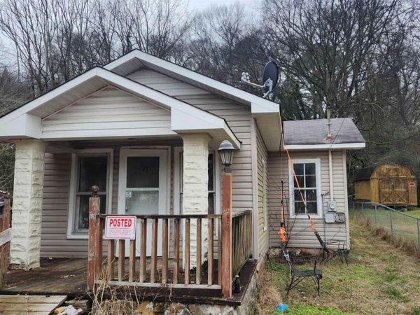 351 Sweetwater Ave, Florence, AL