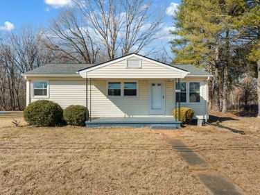 649 Amelon Road, Madison Heights, VA 24572