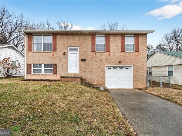 423 BANKSIA DRIVE, FREDERICK, MD 21701