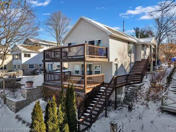 11050 Charles Drive, Argentine Twp, MI 48418