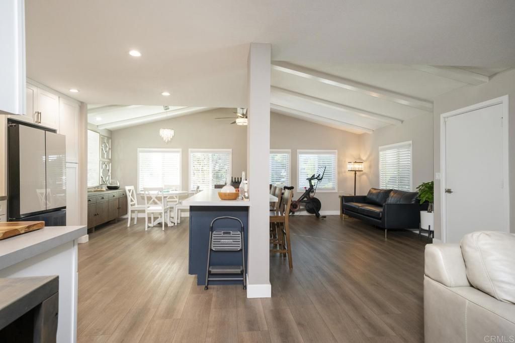 8975 Lawrence Welk Dr, Unit 314, Escondido, CA 92026 Main Photo