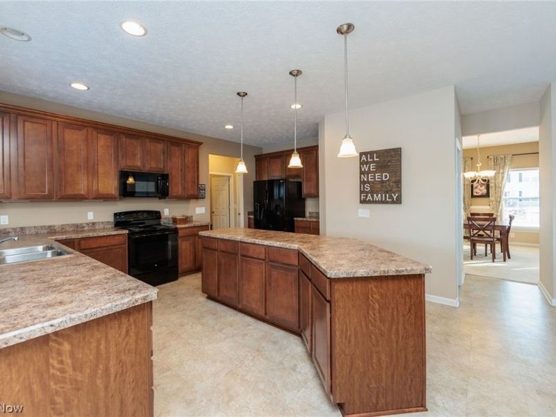 9062 Franklin Drive, North Ridgeville, OH 44039 Photo 19