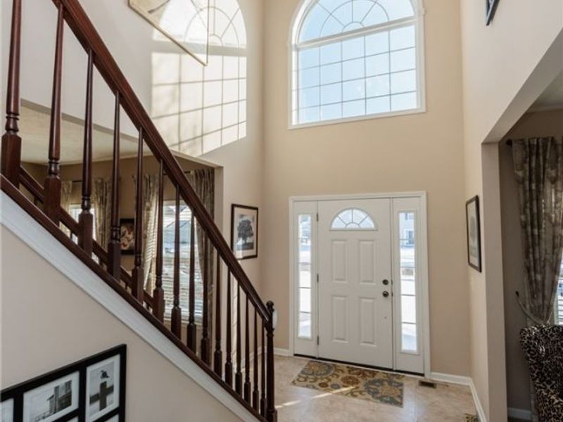 9062 Franklin Drive, North Ridgeville, OH 44039 Photo 2