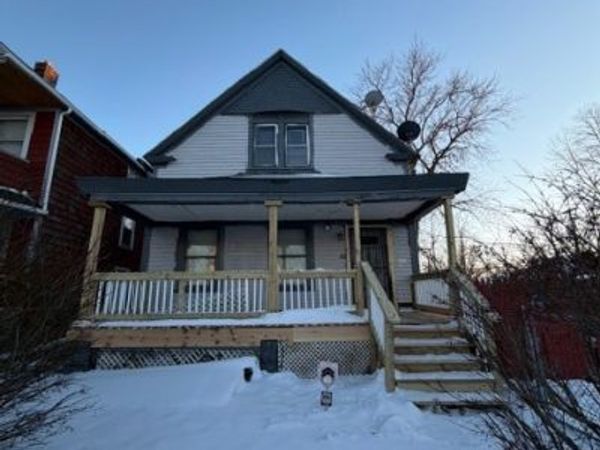 10800 Crestwood Avenue, Cleveland, OH 44104