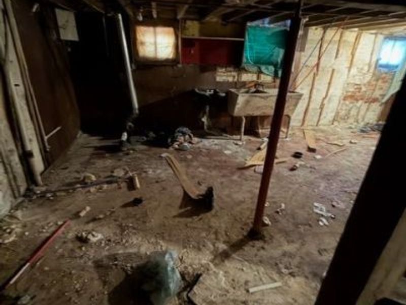 10800 Crestwood Avenue, Cleveland, OH 44104 Photo 32