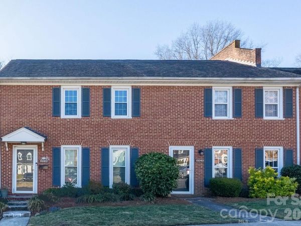 8042 Regent Park Lane, Charlotte, NC 28210