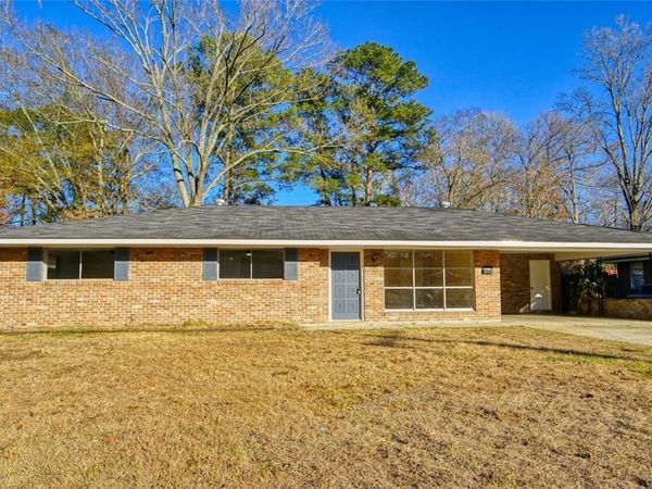 3174 OAKCREST Drive, Baton Rouge, LA 70814