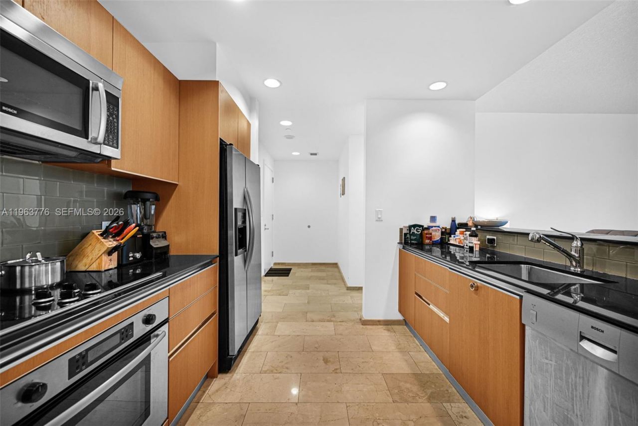 1050 Brickell Ave, Unit 2910, Miami, FL 33131 Photo