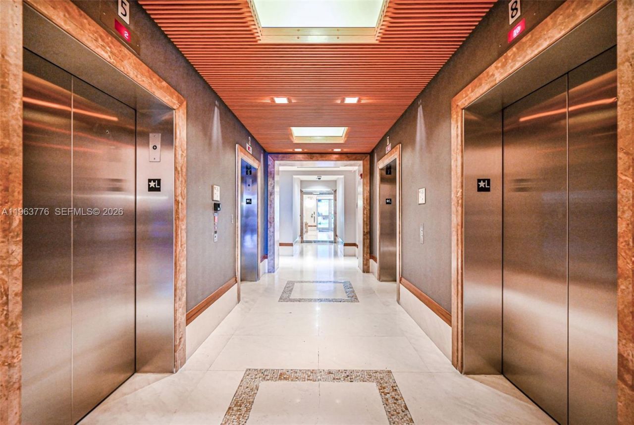 1050 Brickell Ave, Unit 2910, Miami, FL 33131 Photo