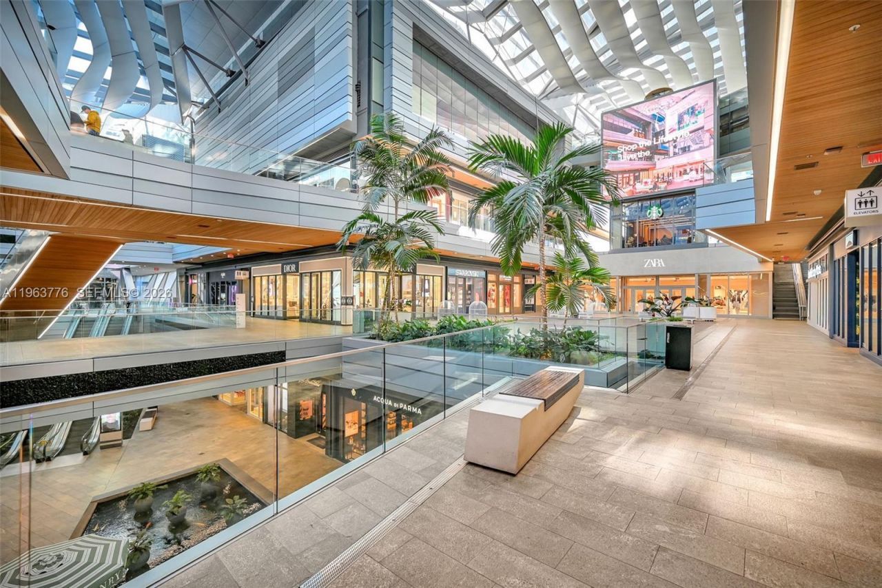 1050 Brickell Ave, Unit 2910, Miami, FL 33131 Photo