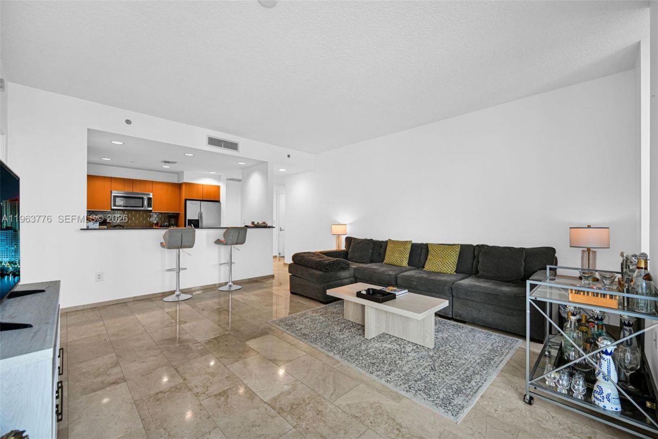 1050 Brickell Ave, Unit 2910, Miami, FL 33131 Photo