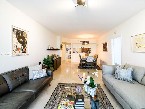 9595 Collins Ave, Unit N5-G, Surfside, FL 33154