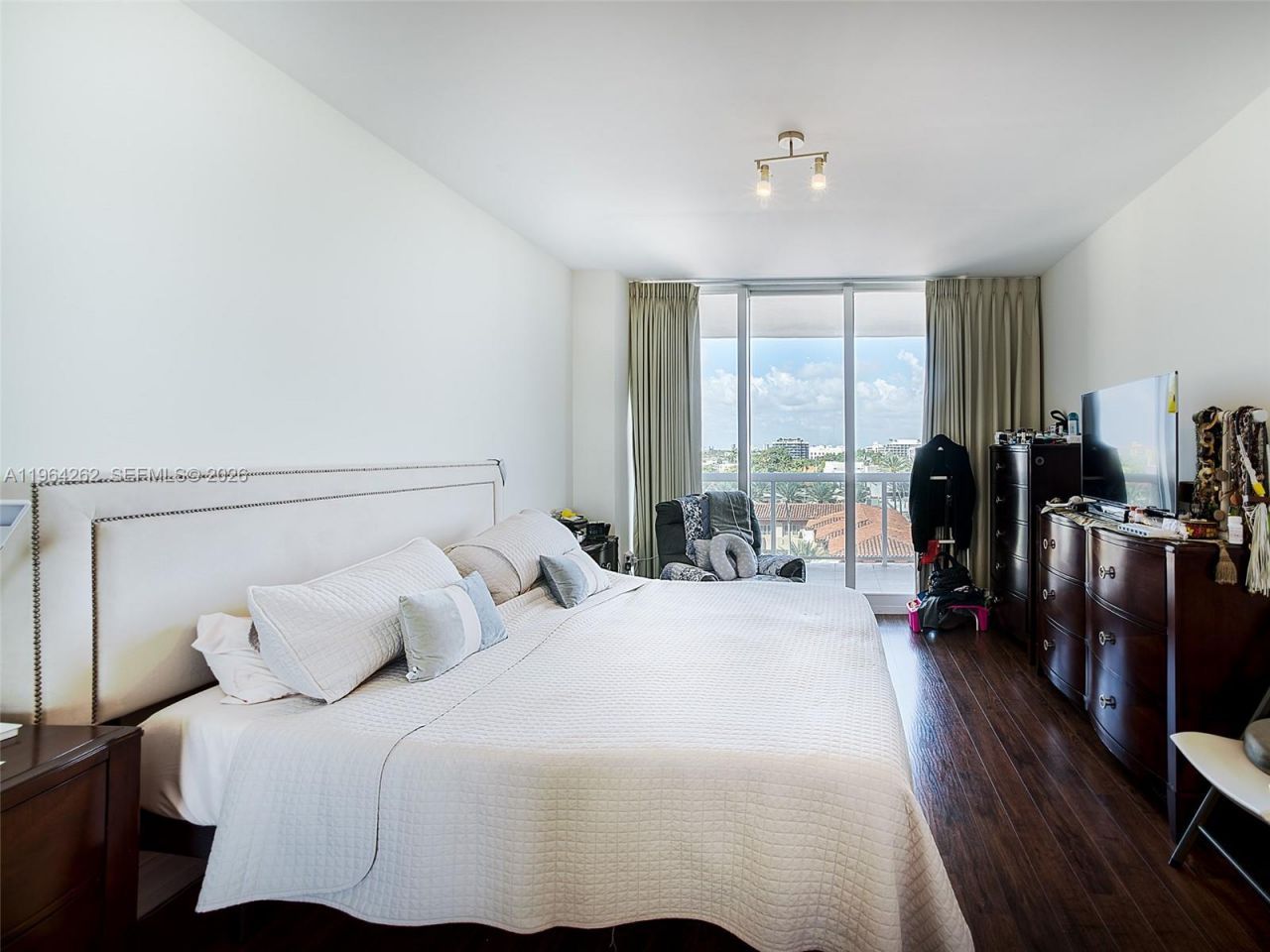 9595 Collins Ave, Unit N5-G, Surfside, FL 33154 Photo