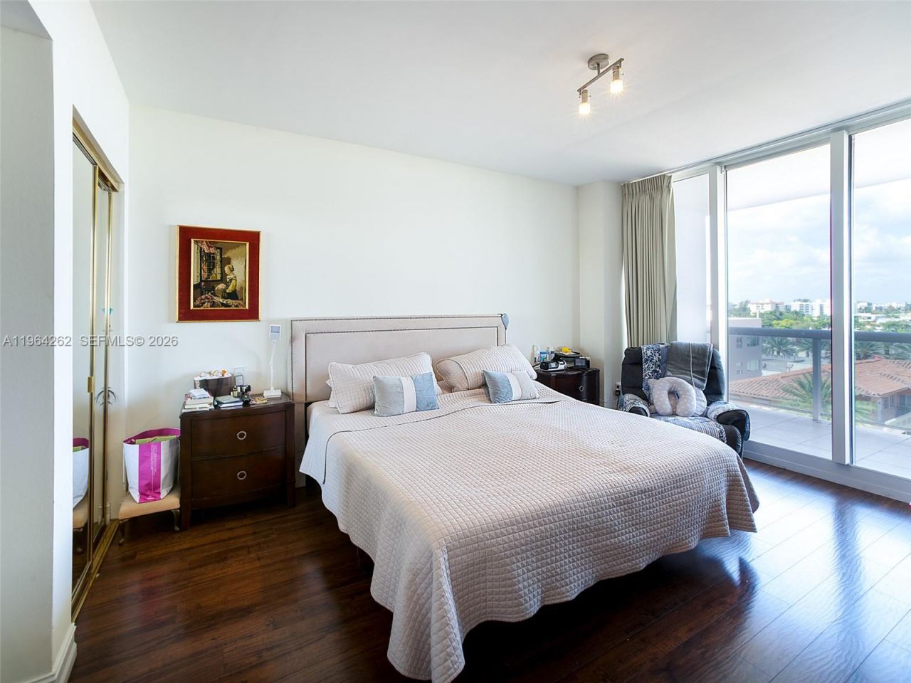 9595 Collins Ave, Unit N5-G, Surfside, FL 33154 Photo