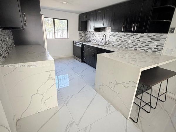 18041 NW 3rd Ave, Miami Gardens, FL 33169