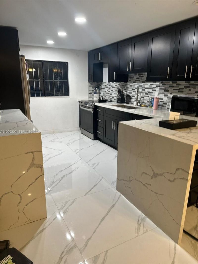 18041 NW 3rd Ave, Miami Gardens, FL 33169 Photo