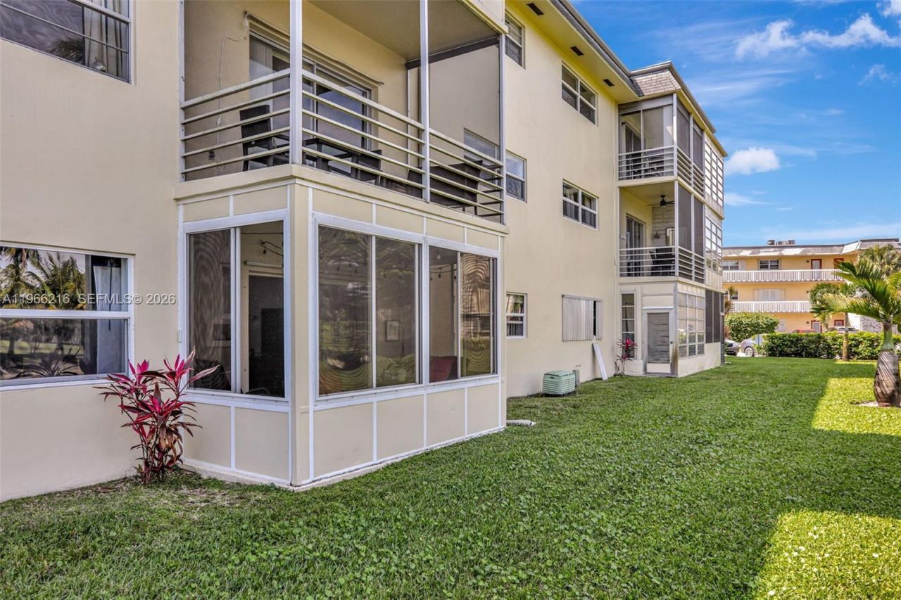 4311 NW 16th St, Unit B103, Lauderhill, FL 33313 Photo