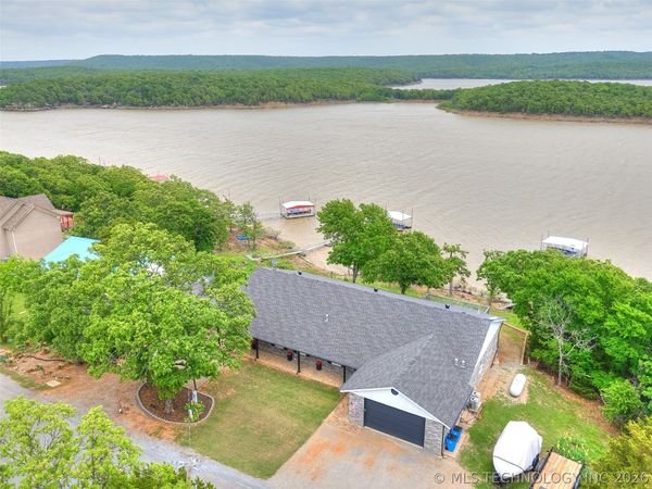 218 Nakomis Circle, Canadian, OK 74425