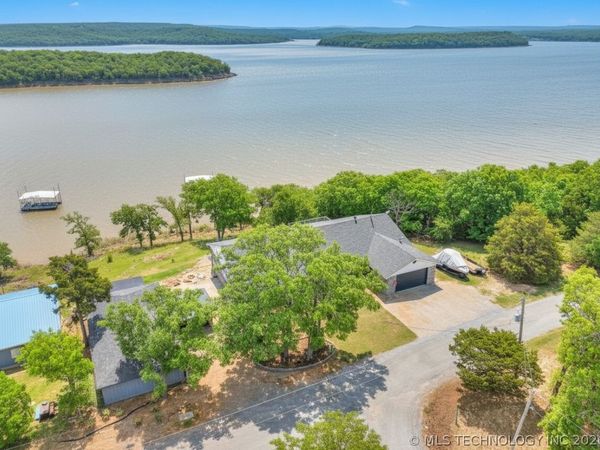218 Nakomis Circle, Canadian, OK 74425