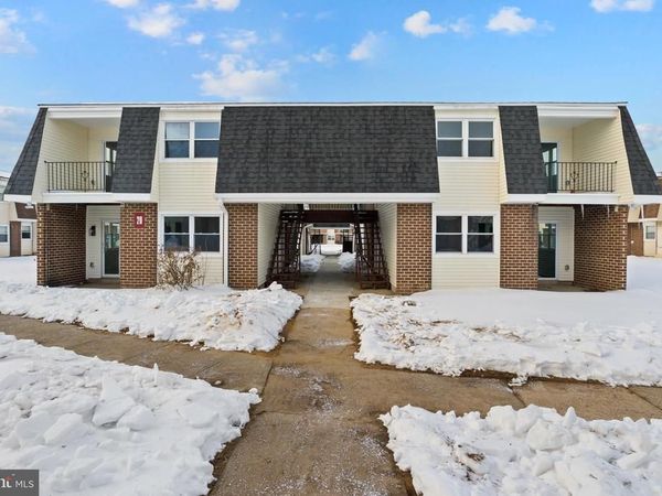 20-1 FLORENCE TOLLGATE PLACE, Unit 1, FLORENCE, NJ 08518