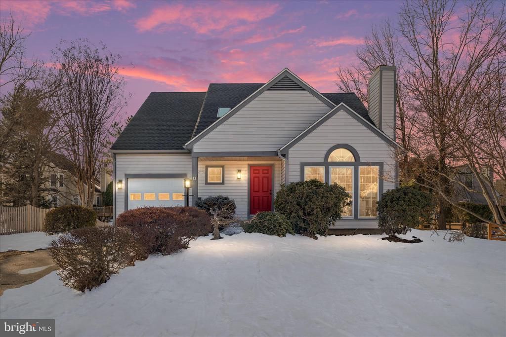 5 Rawlston Court, Sterling, VA 20165 Main Photo