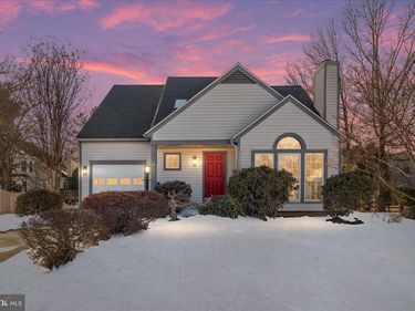 5 RAWLSTON COURT, STERLING, VA 20165