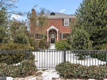 301 S IVY STREET, ARLINGTON, VA 22204