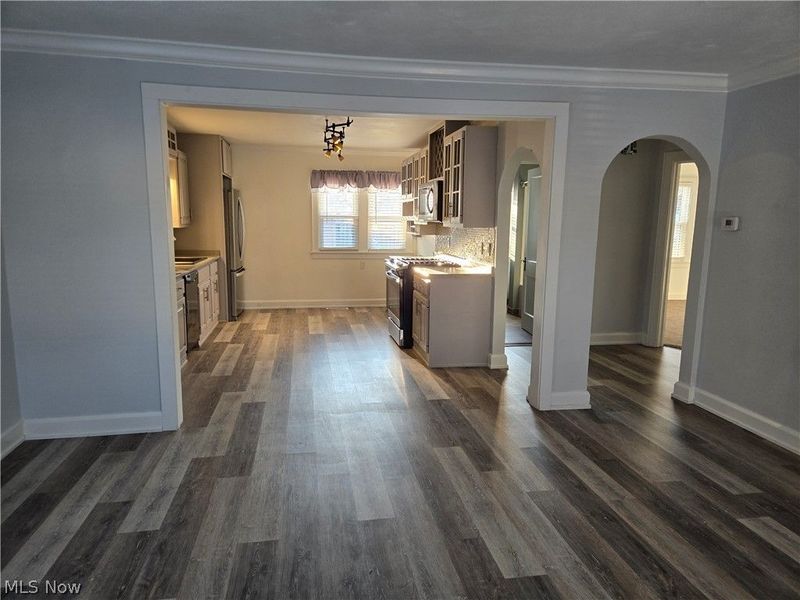 1108 N Walnut Street, Dover, OH 44622 Photo 4