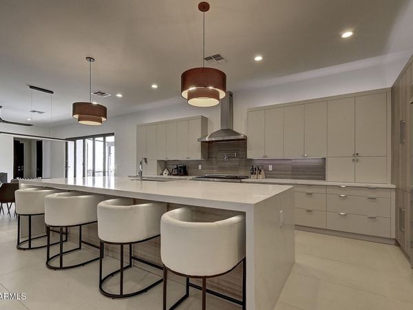 6401 E LARKSPUR Drive, Scottsdale, AZ 85254
