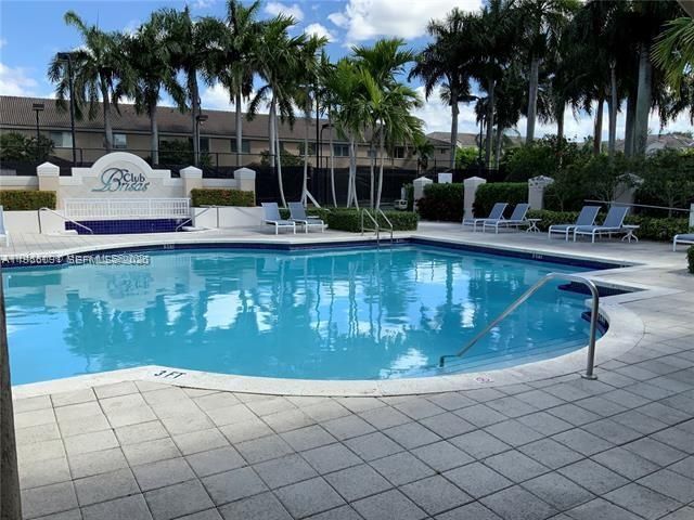 5725 NW 114th Path, Unit 106, Doral, FL 33178 Photo