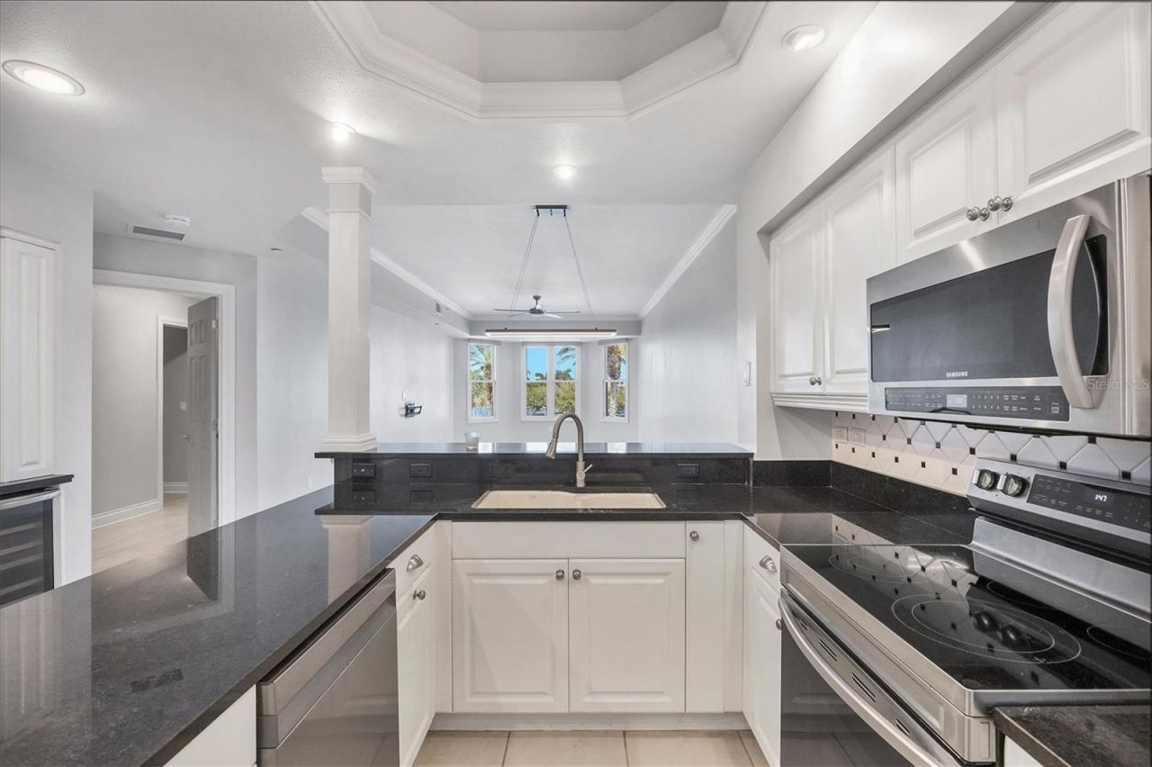 8111 Lakewood Main Street, Unit 207, Lakewood Ranch, FL 34202 Photo