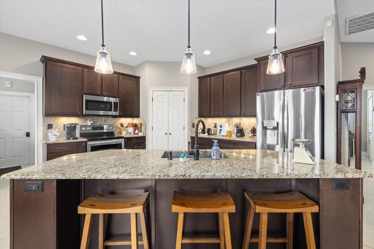 731 Eldorado Drive, Punta Gorda, FL 33950 Photo