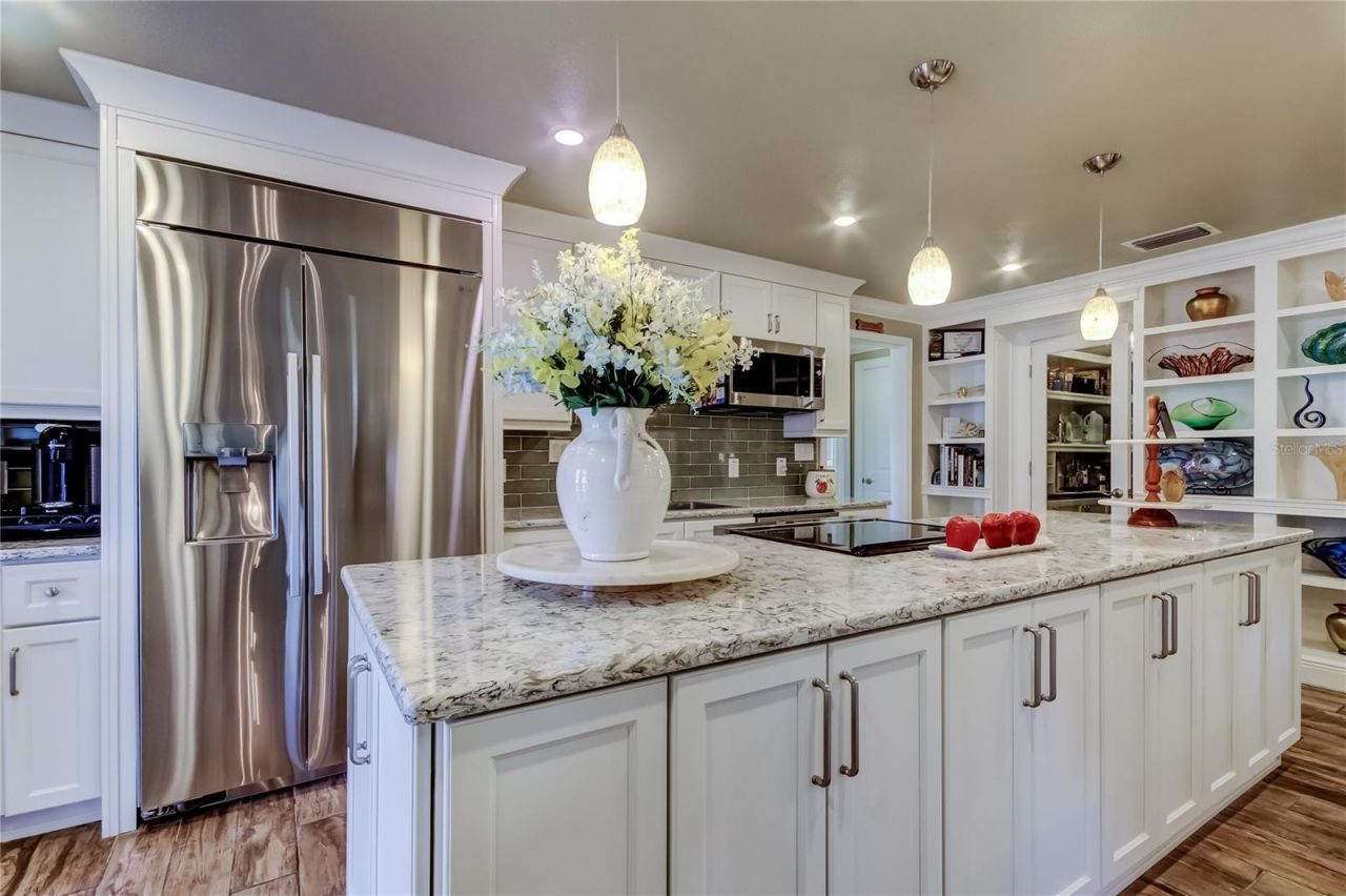 3835 48 Avenue S, Saint Petersburg, FL 33711 Photo