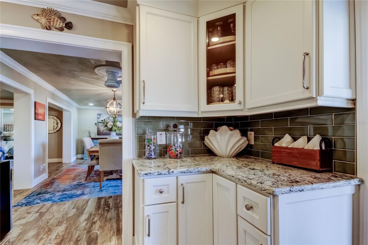 3835 48 Avenue S, Saint Petersburg, FL 33711 Photo