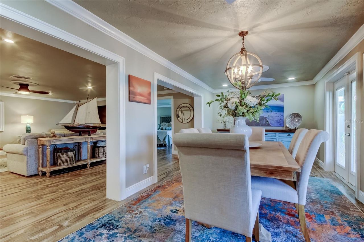 3835 48 Avenue S, Saint Petersburg, FL 33711 Photo