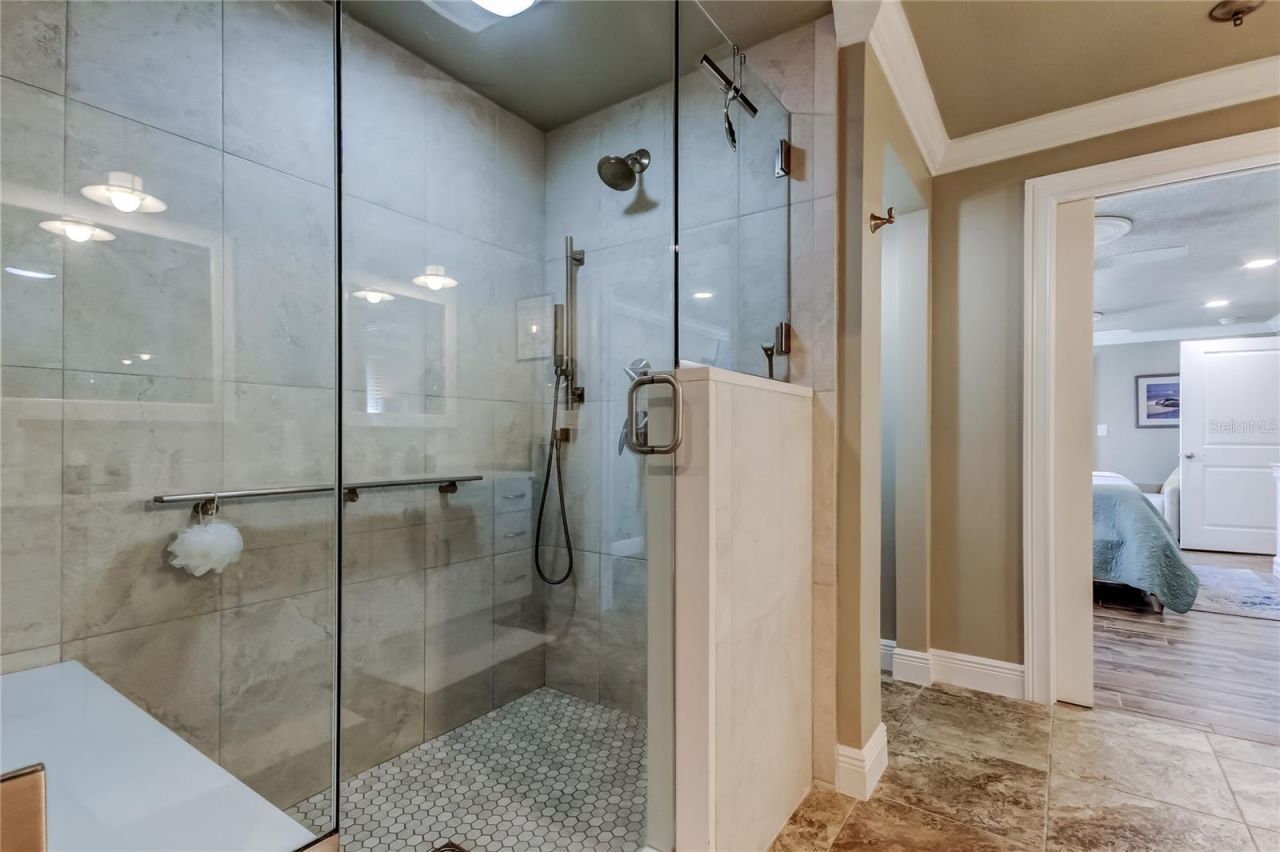 3835 48 Avenue S, Saint Petersburg, FL 33711 Photo