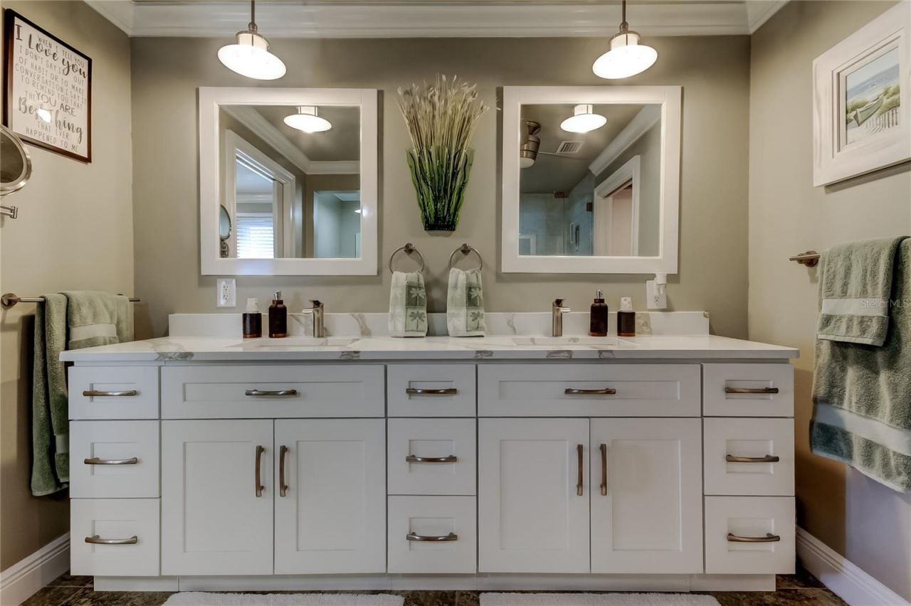 3835 48 Avenue S, Saint Petersburg, FL 33711 Photo