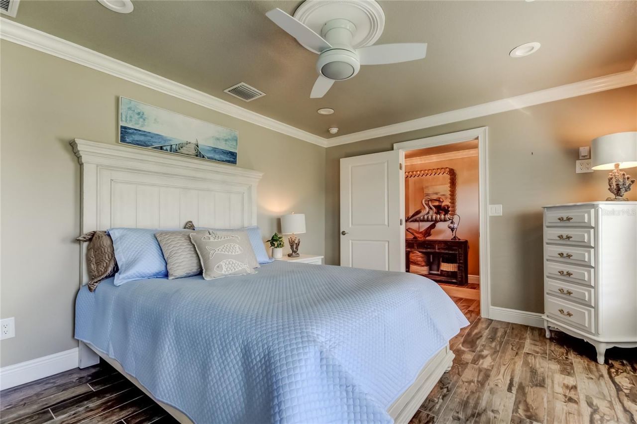 3835 48 Avenue S, Saint Petersburg, FL 33711 Photo