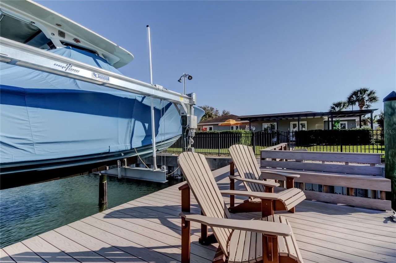 3835 48 Avenue S, Saint Petersburg, FL 33711 Photo