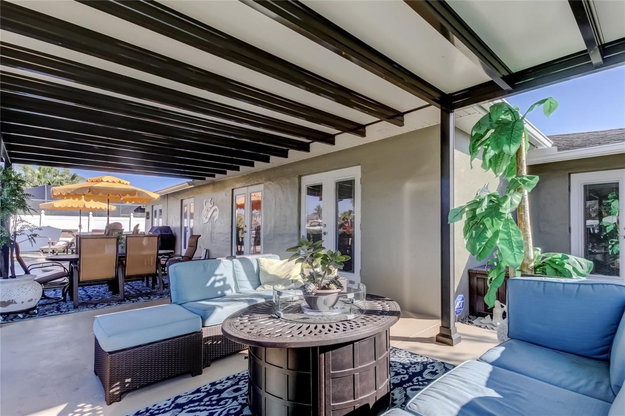 3835 48 Avenue S, Saint Petersburg, FL 33711 Photo