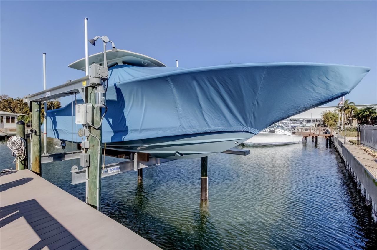 3835 48 Avenue S, Saint Petersburg, FL 33711 Photo