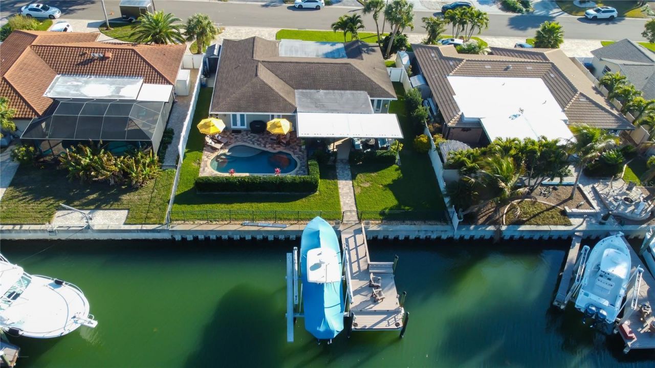 3835 48 Avenue S, Saint Petersburg, FL 33711 Photo