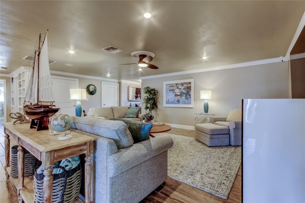 3835 48 Avenue S, Saint Petersburg, FL 33711 Photo